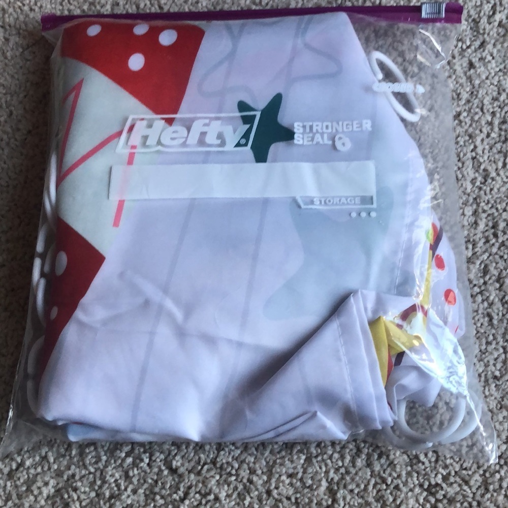 ELF SHOWER CURTAIN - Picture 3 of 4